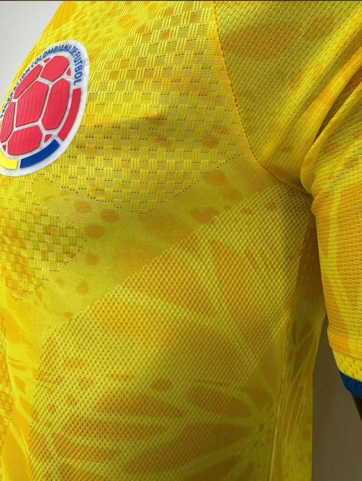 Camiseta Oficial Selección Colombia 🇨🇴 Versión Jugador 1:1